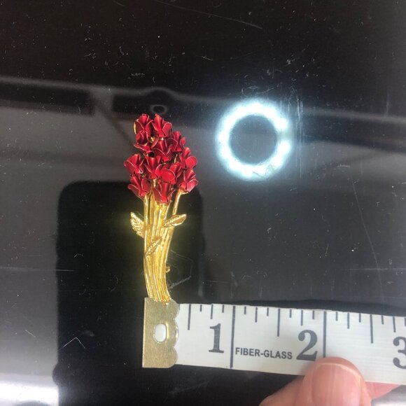 Vintage Red Roses Brooch Pin Metal Gold Toned Jewelry M 12 Valentines Old Money - Picture 8 of 14